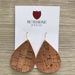 Cork teardrop earrings